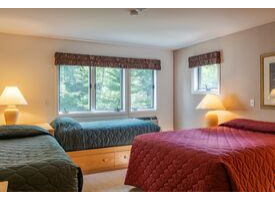 Trailside Highlands Bedroom